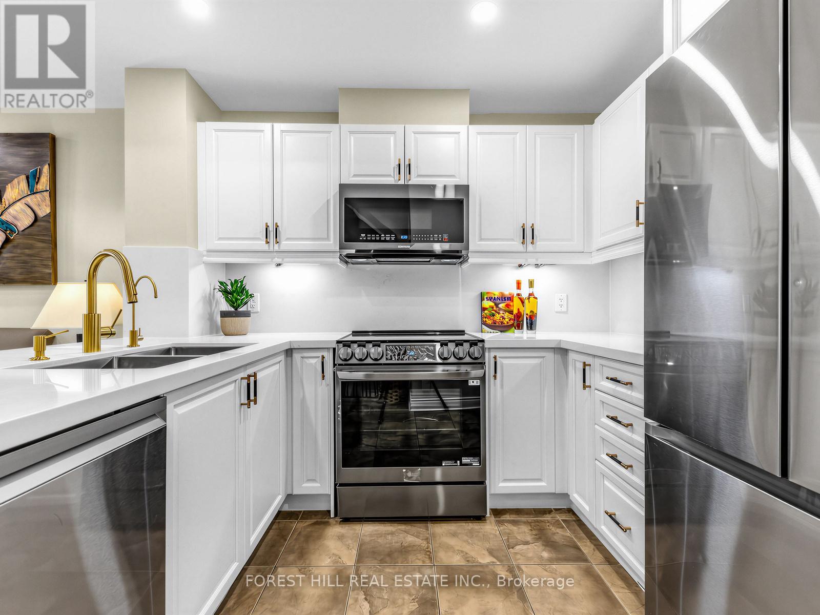 51 - 8 Brighton Place, Vaughan, Ontario  L4J 0E3 - Photo 7 - N12889316