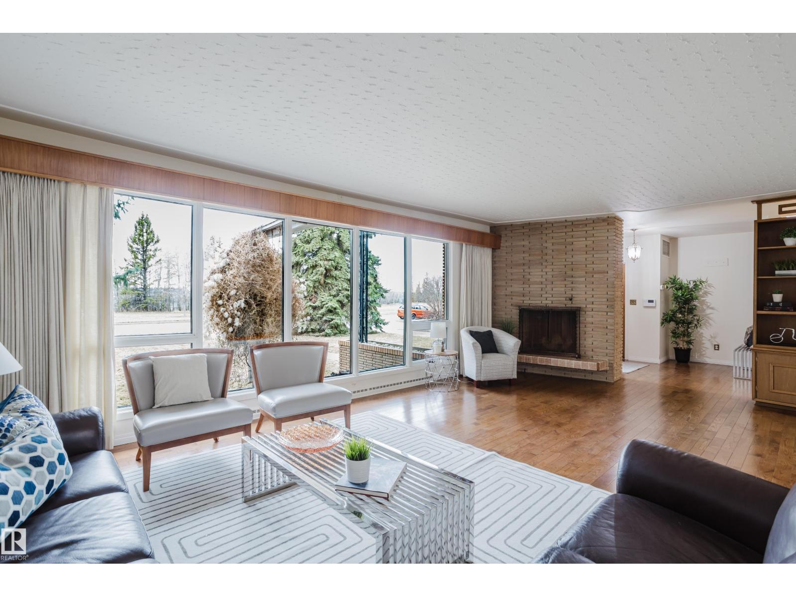 7907 Saskatchewan Dr Nw, Edmonton, Alberta  T6G 2L3 - Photo 10 - E4484436