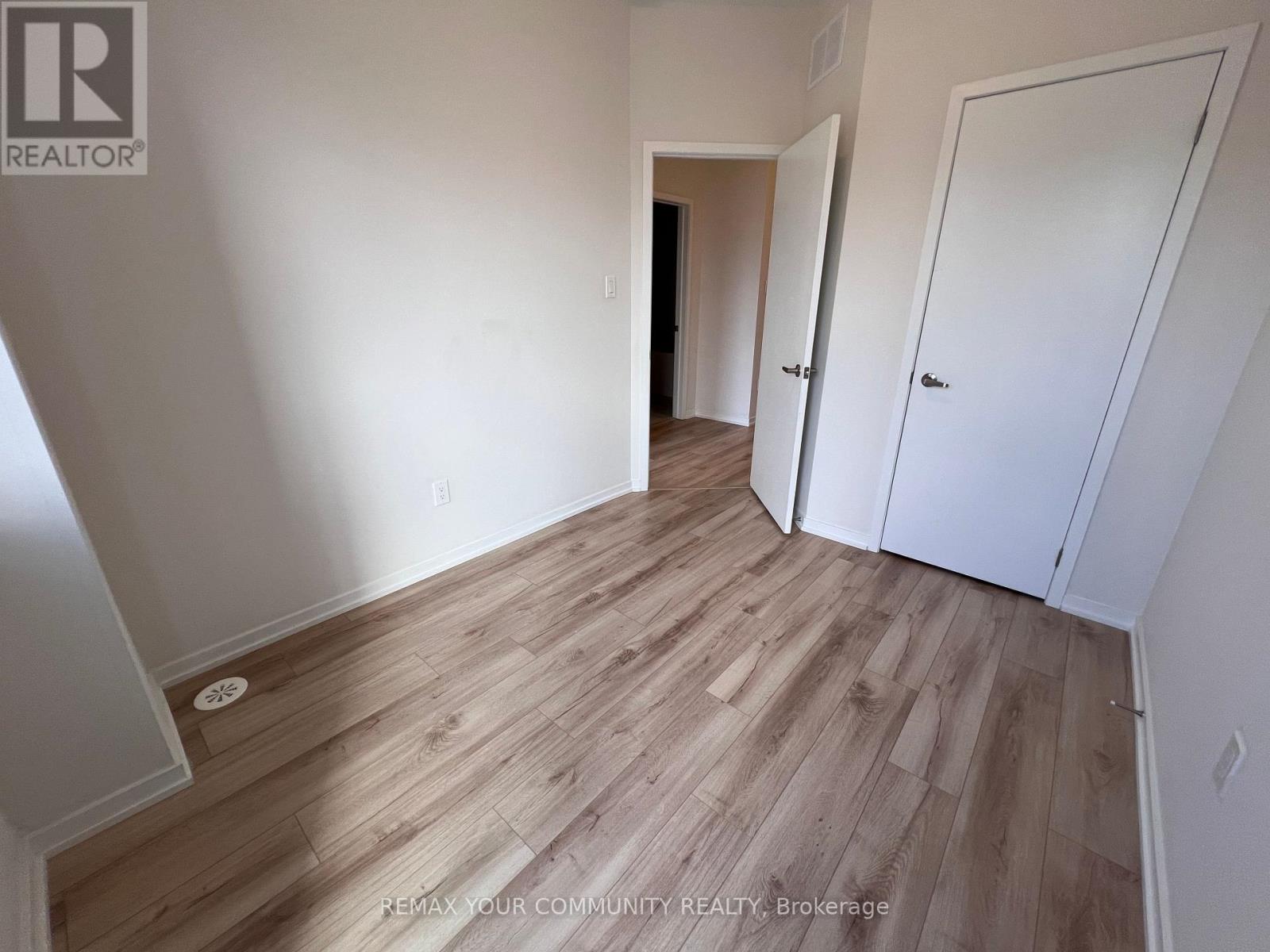 137 Rattenbury Road, Vaughan, Ontario  L6A 5C6 - Photo 30 - N12960238