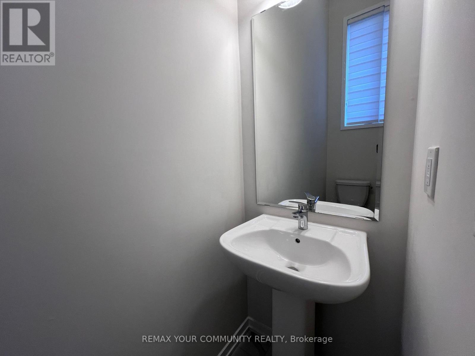 137 Rattenbury Road, Vaughan, Ontario  L6A 5C6 - Photo 6 - N12960238