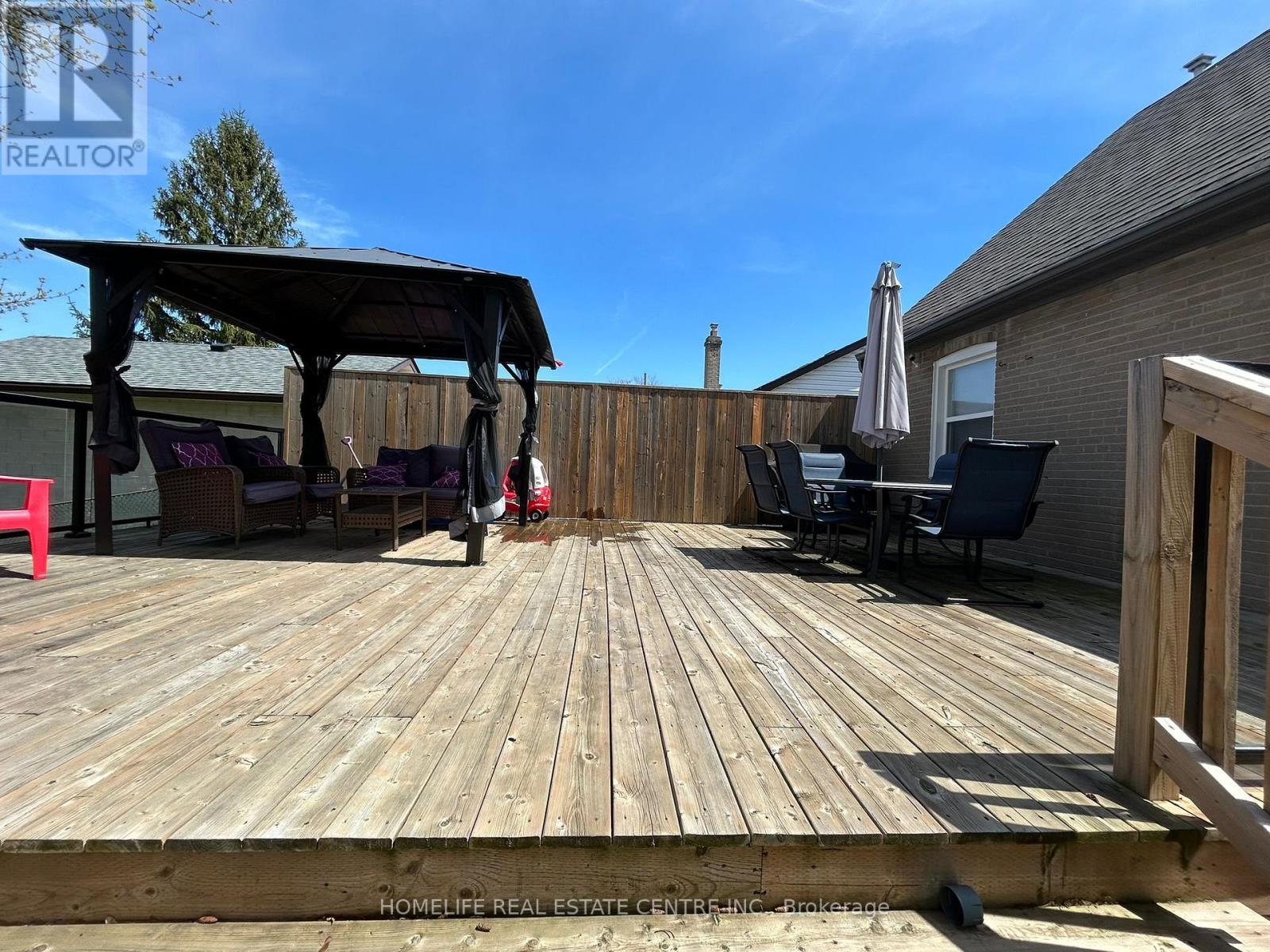 172 Calvington Drive, Toronto, Ontario  M3M 2M9 - Photo 24 - W12977494