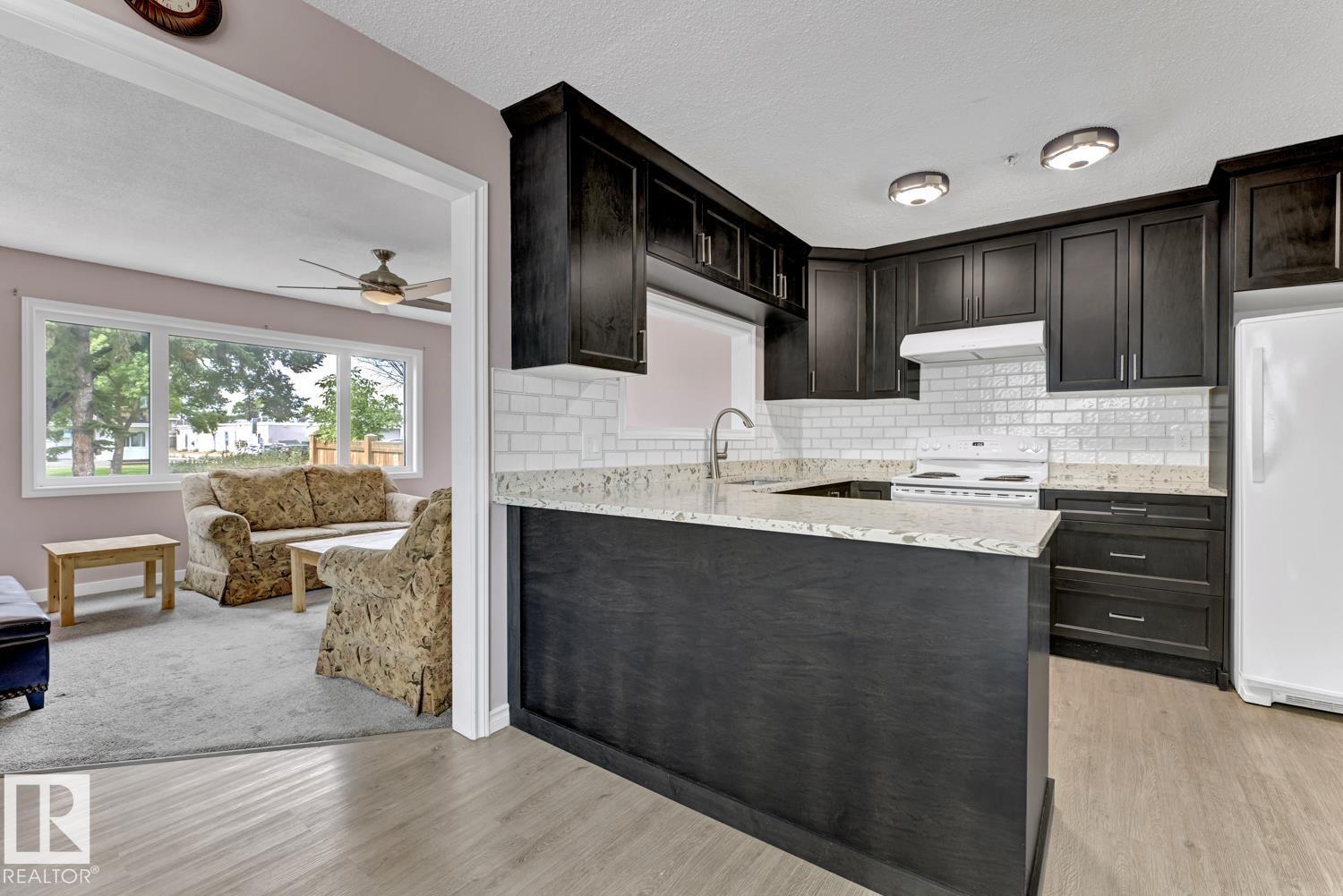 4911 106 St Nw, Edmonton, Alberta  T6J 2S8 - Photo 4 - E4485163