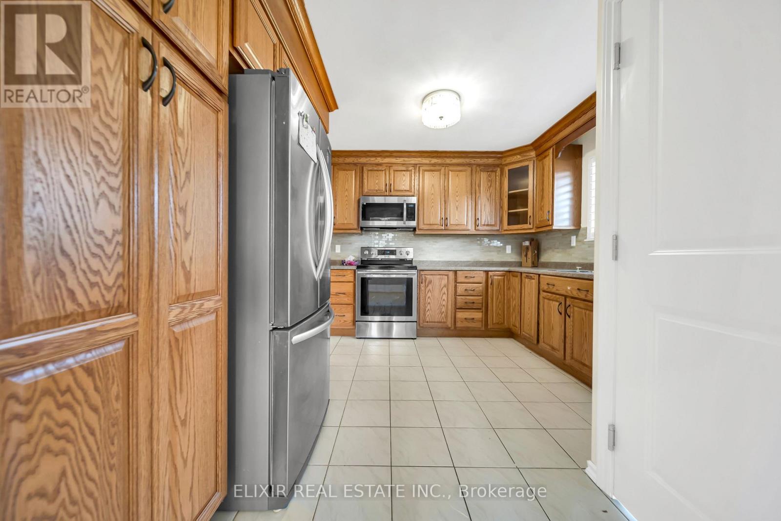 7 Drayton Crescent, Brampton, Ontario  L6T 3G6 - Photo 25 - W13065770