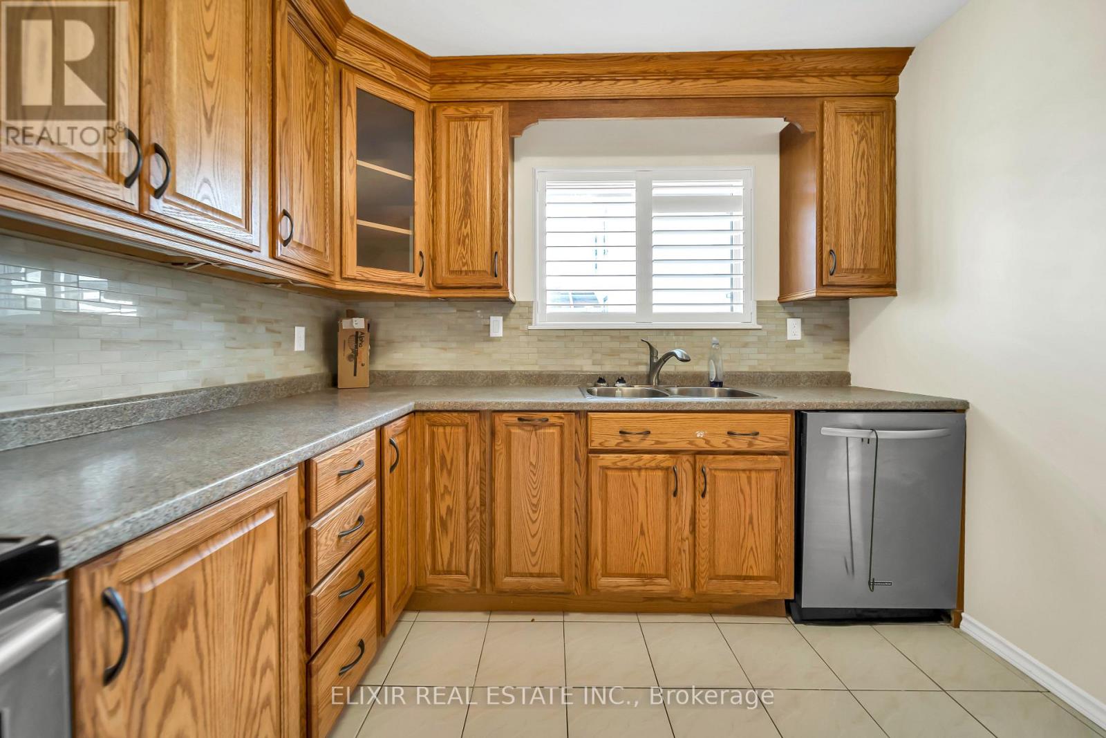 7 Drayton Crescent, Brampton, Ontario  L6T 3G6 - Photo 22 - W13065770