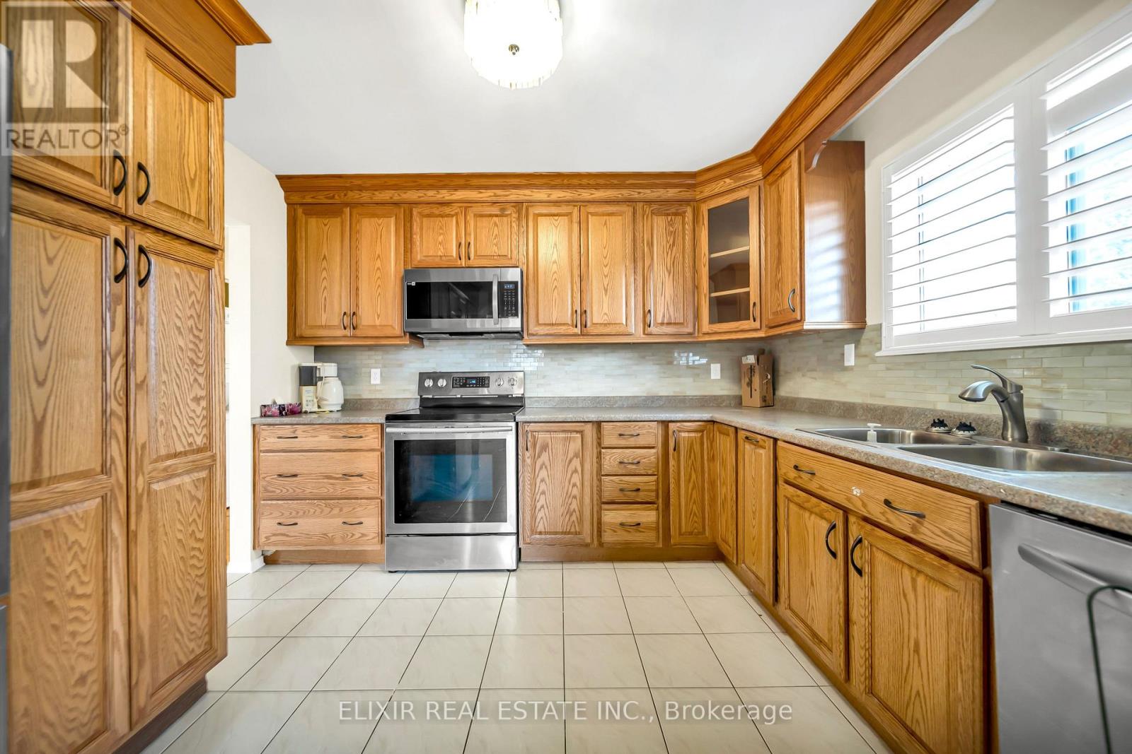 7 Drayton Crescent, Brampton, Ontario  L6T 3G6 - Photo 23 - W13065770