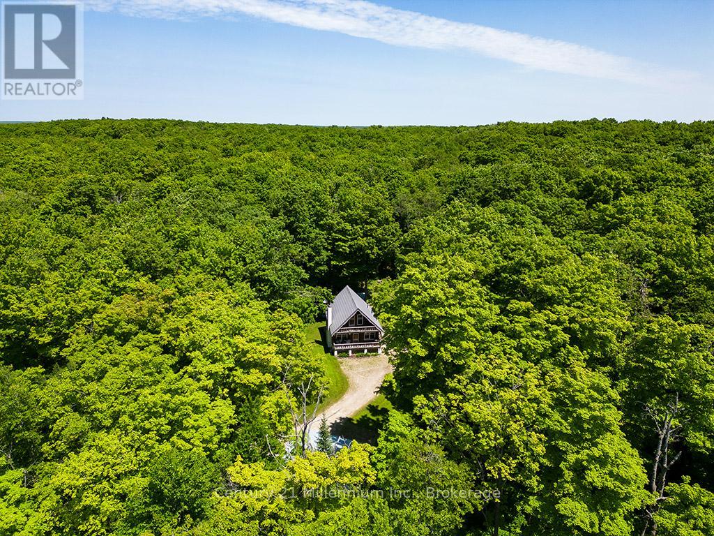 495115 GREY 2 ROAD, Blue Mountains, Ontario