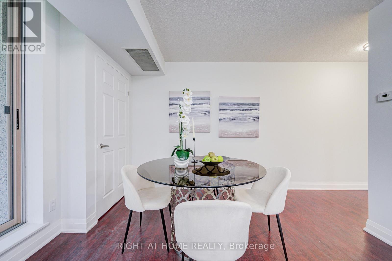 207 - 35 Empress Avenue, Toronto, Ontario  M2N 6T3 - Photo 15 - C13069068