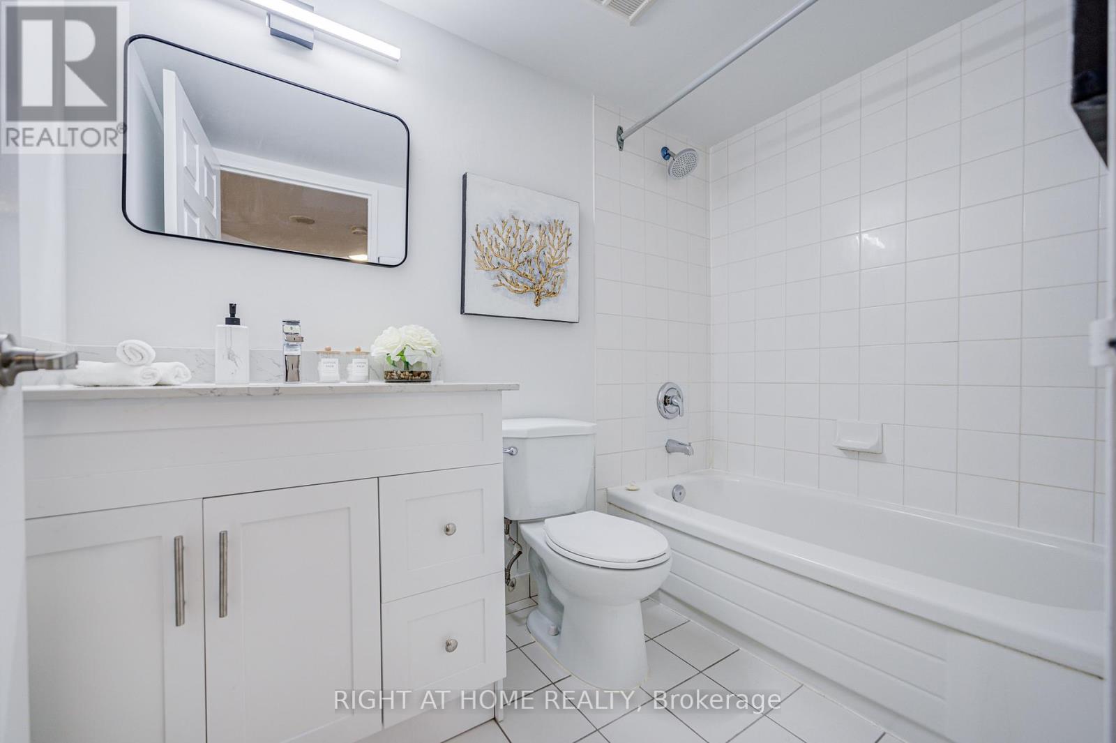 207 - 35 Empress Avenue, Toronto, Ontario  M2N 6T3 - Photo 34 - C13069068