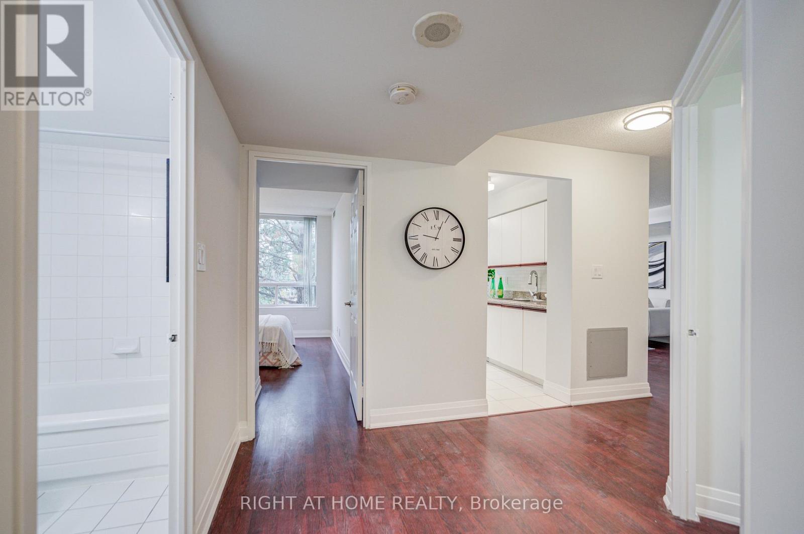 207 - 35 Empress Avenue, Toronto, Ontario  M2N 6T3 - Photo 7 - C13069068