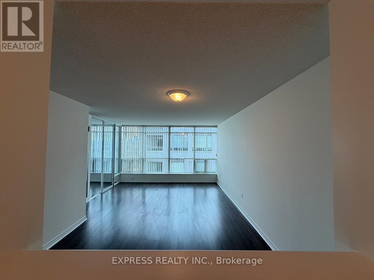 1206 - 942 Yonge Street, Toronto, Ontario  M4W 3S8 - Photo 5 - C13069080