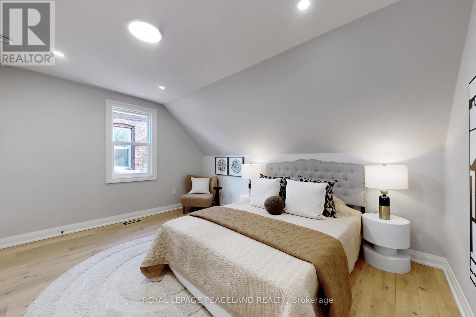 101 Marchmount Road, Toronto, Ontario  M6G 2B2 - Photo 25 - C13069280