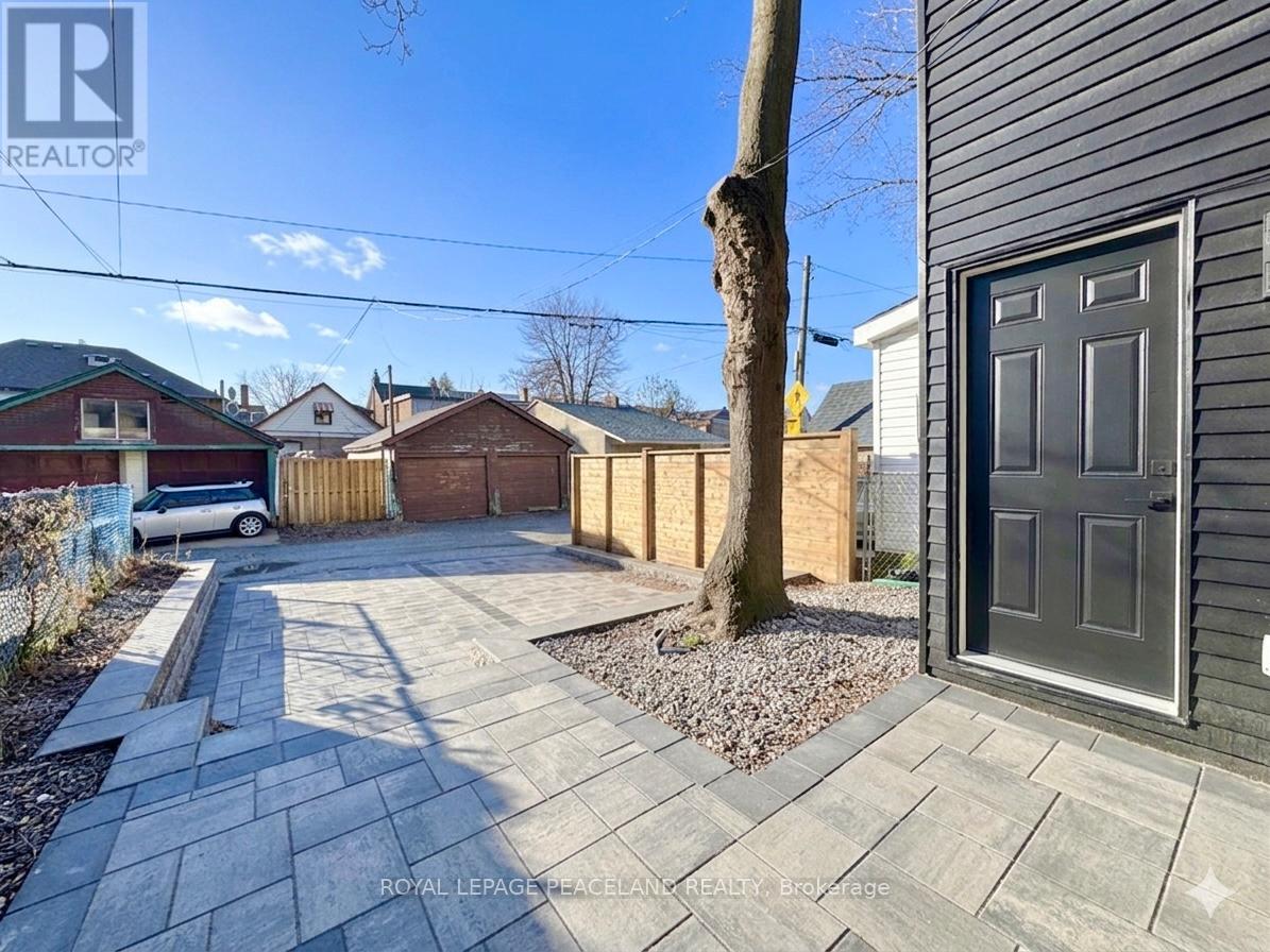 101 Marchmount Road, Toronto, Ontario  M6G 2B2 - Photo 30 - C13069280