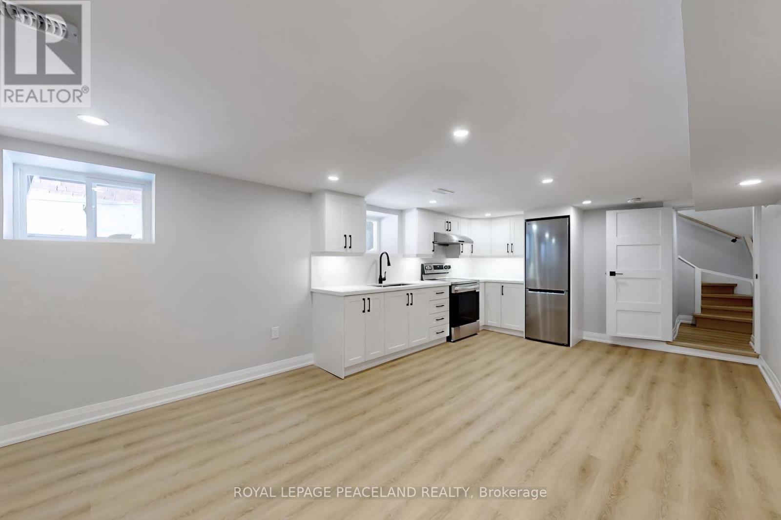 101 Marchmount Road, Toronto, Ontario  M6G 2B2 - Photo 31 - C13069280