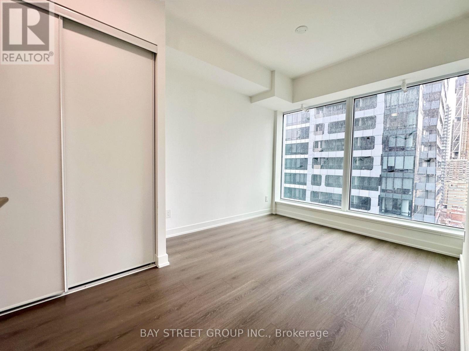 1909 - 8 Wellesley Street W, Toronto, Ontario  M4Y 0J5 - Photo 17 - C13069462