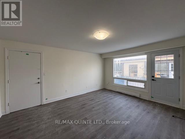 5 - 172 Queen Street, Quinte West, Ontario  K8V 4Y6 - Photo 14 - X12823594