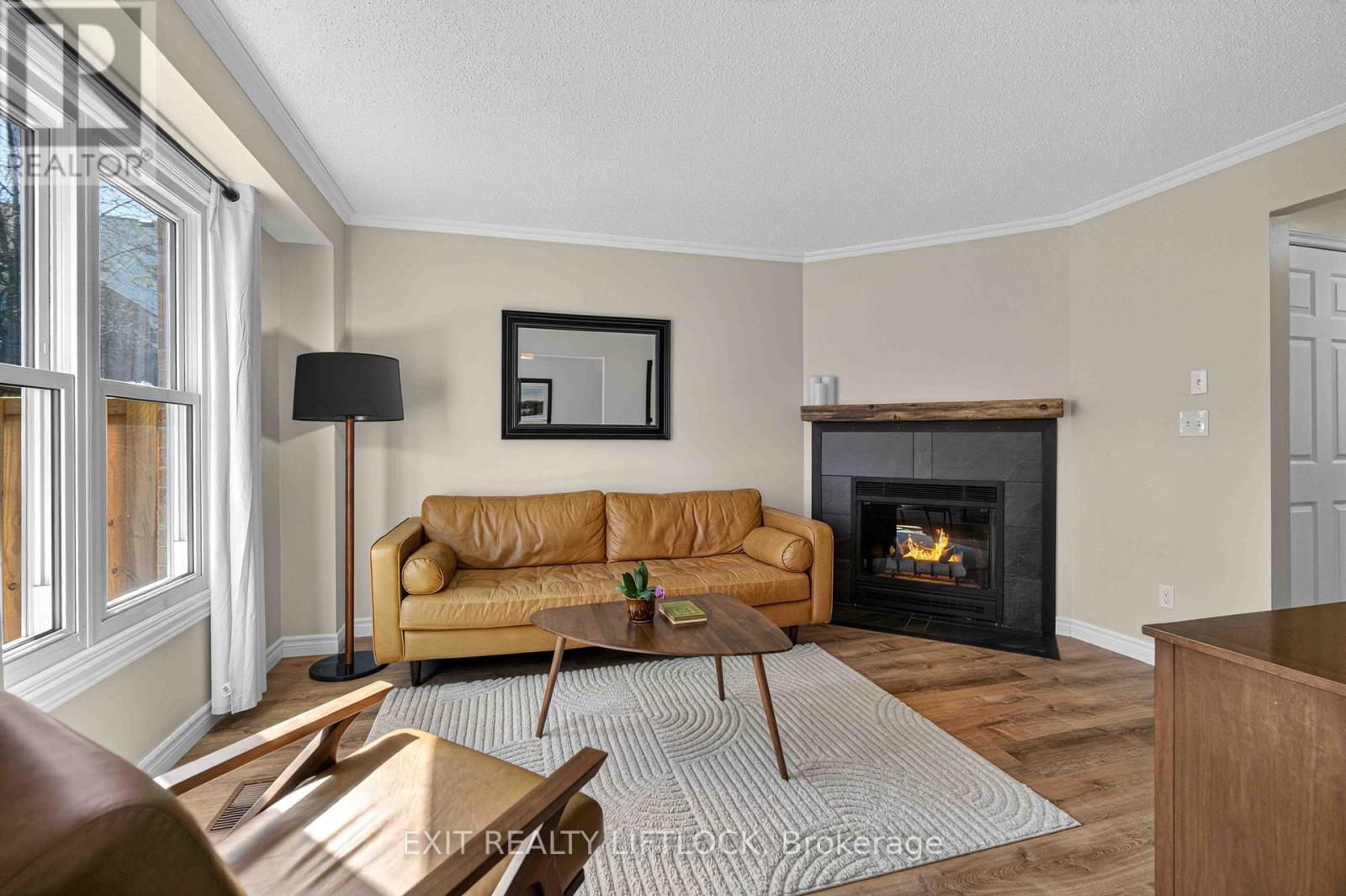 604 Wilfred Drive, Peterborough, Ontario  K9K 2E6 - Photo 3 - X13047762