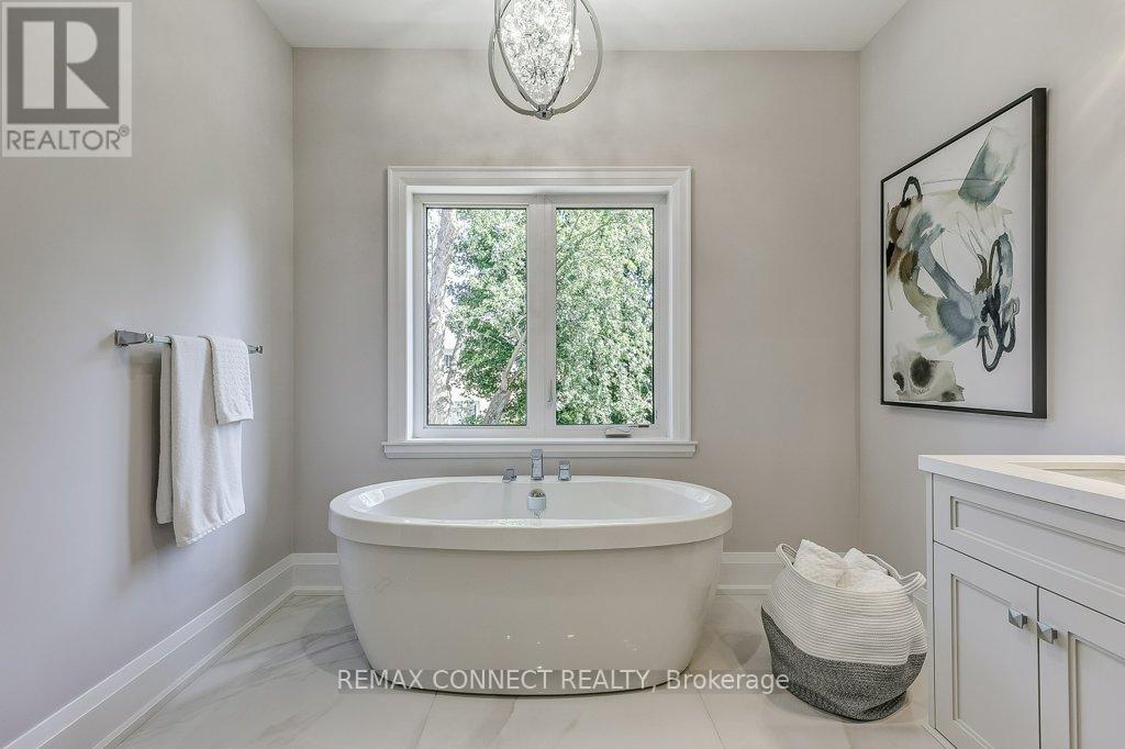 393 Rosebank Road, Pickering, Ontario  L1W 2N3 - Photo 31 - E13069048