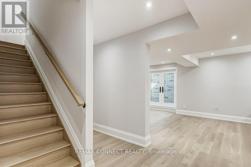 393 Rosebank Road, Pickering, Ontario  L1W 2N3 - Photo 40 - E13069048