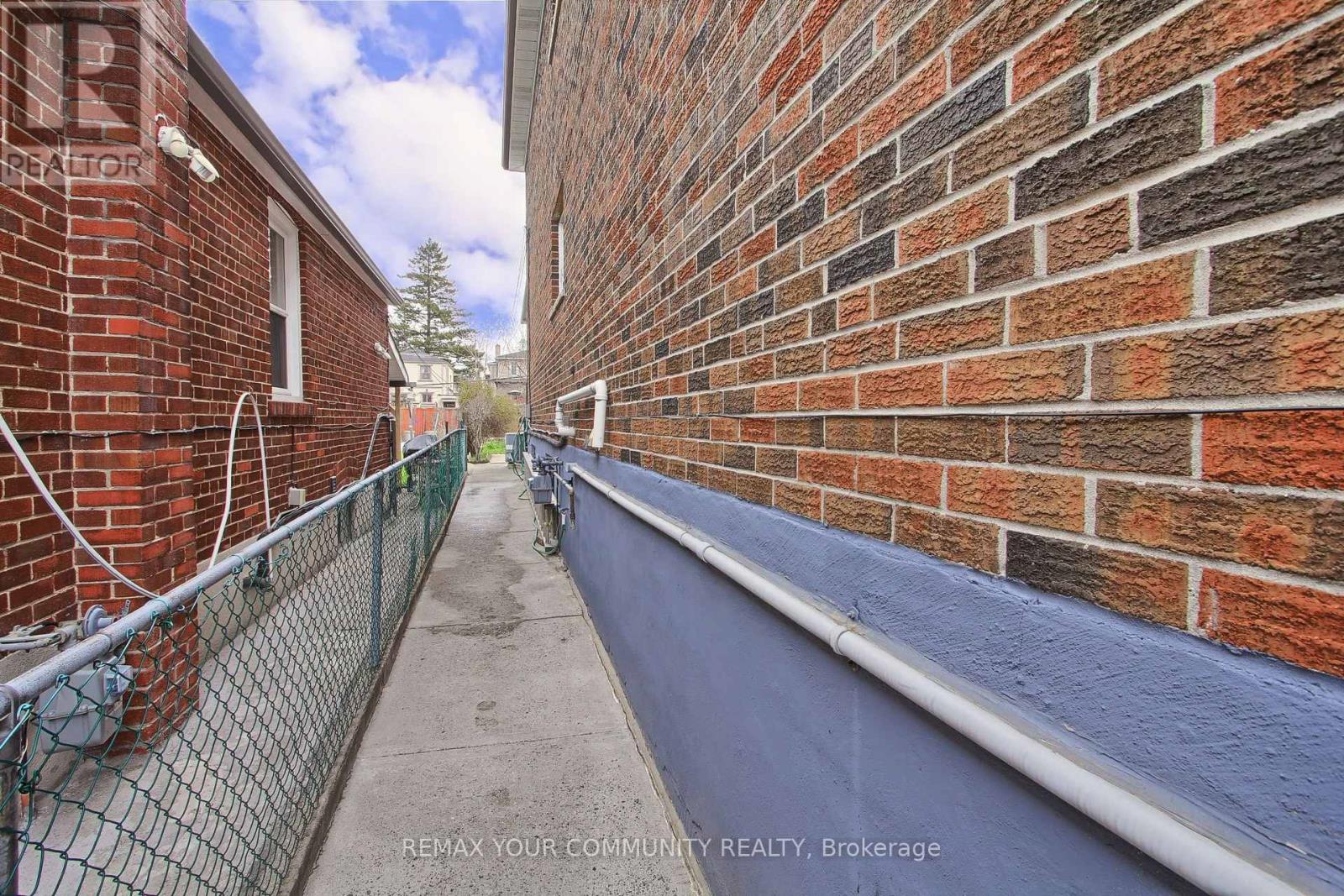 41a North Edgely Avenue, Toronto, Ontario  M1K 1T5 - Photo 38 - E13069140