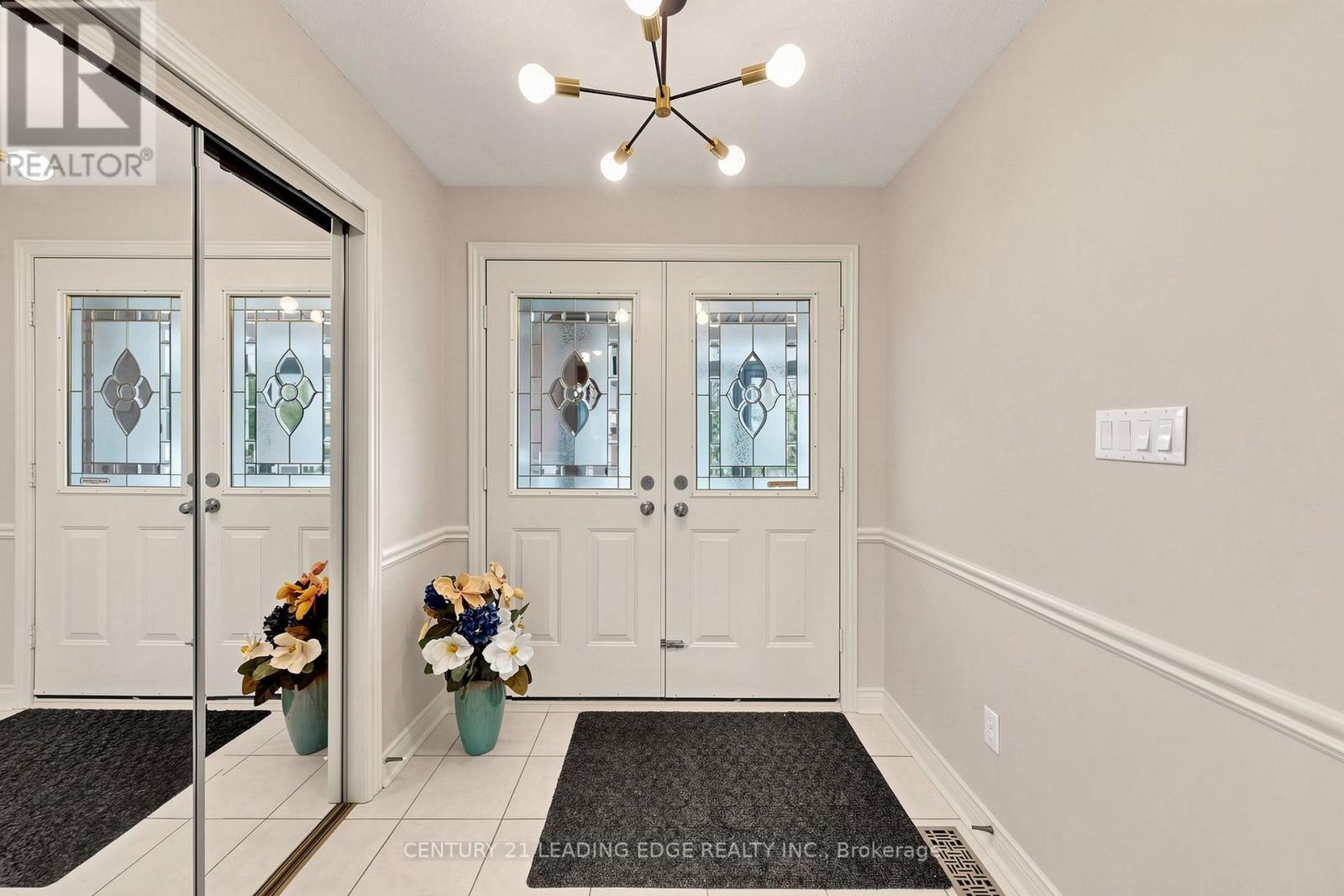 29 Darley Street, Ajax, Ontario  L1T 3X9 - Photo 6 - E13069270
