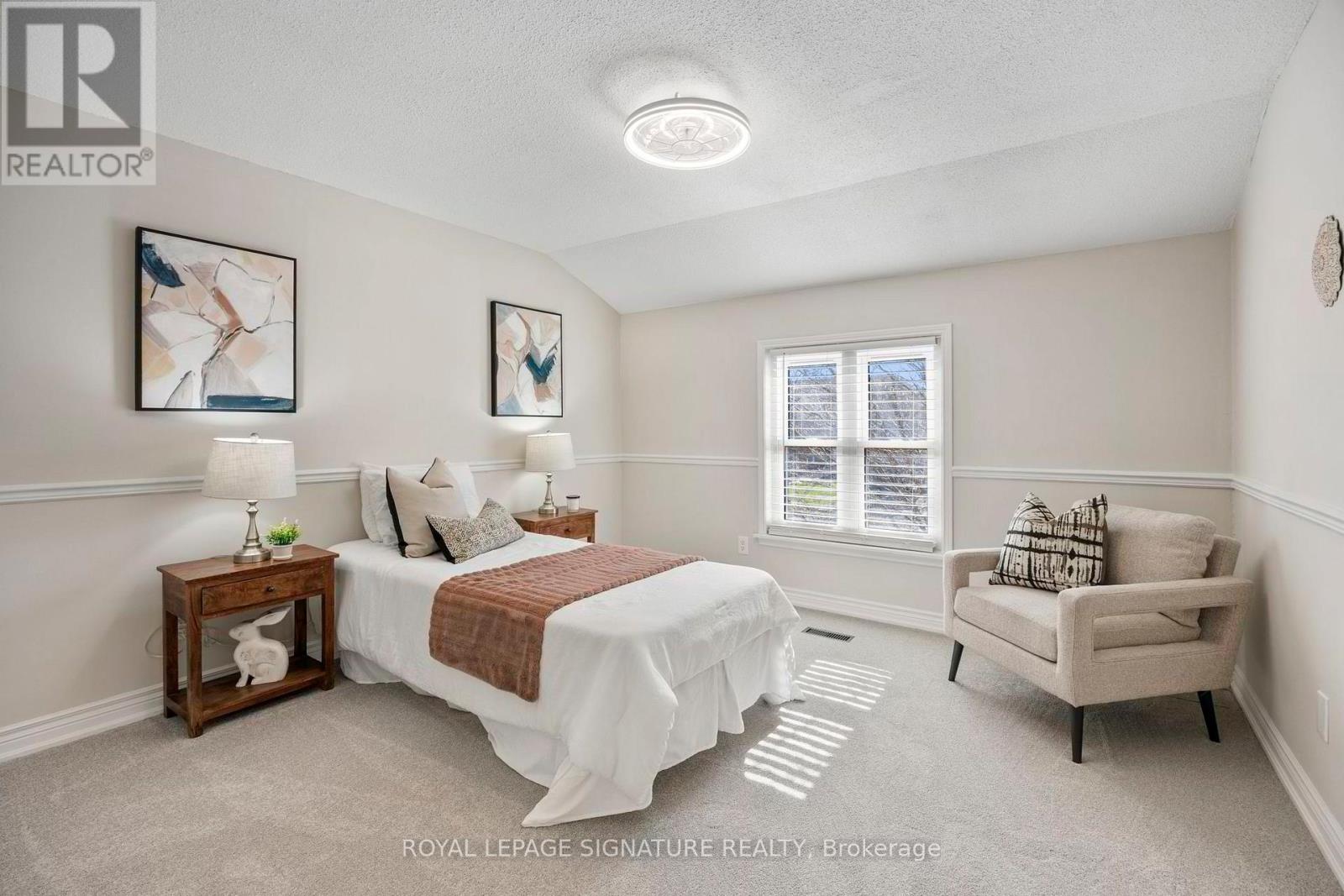 661 Weyburn Square, Pickering, Ontario  L1V 3V3 - Photo 22 - E13069388