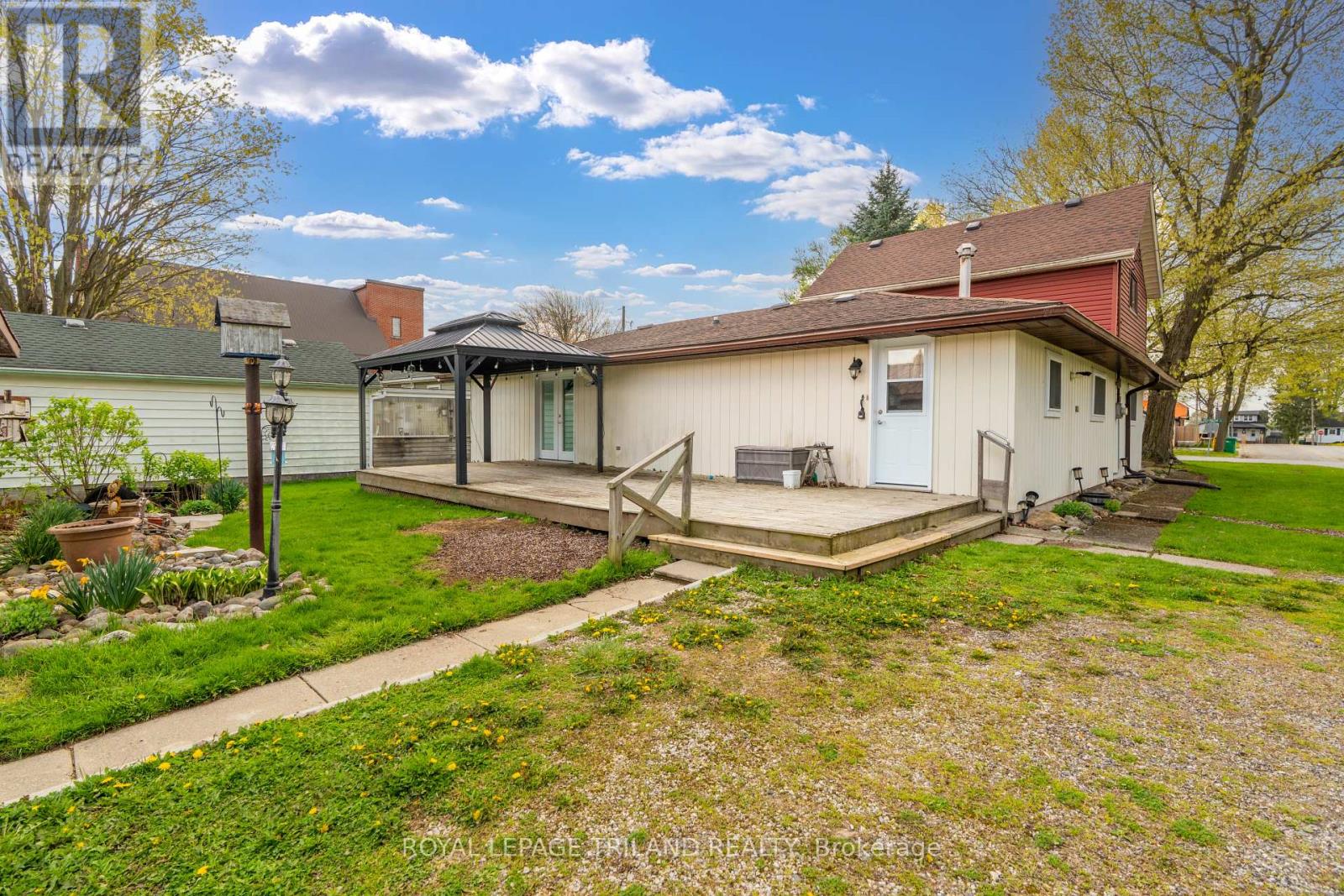 64 Wellington Avenue, Southwest Middlesex, Ontario  N0L 1A0 - Photo 35 - X13068974