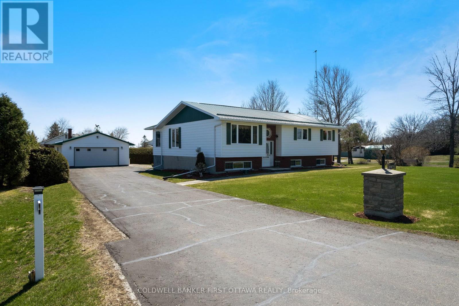 117 Perth Road, Beckwith, Ontario  K7A 0K3 - Photo 5 - X12720816