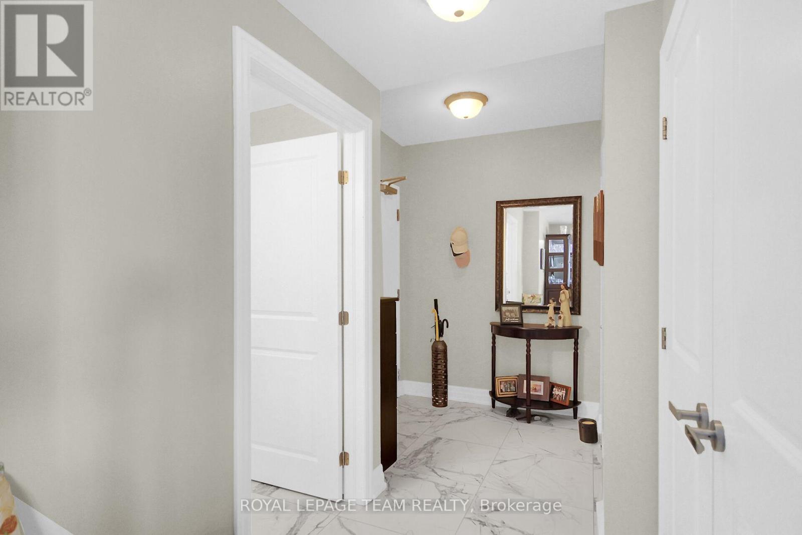 1104 - 90 Landry Street, Ottawa, Ontario  K1L 0A9 - Photo 27 - X12985590