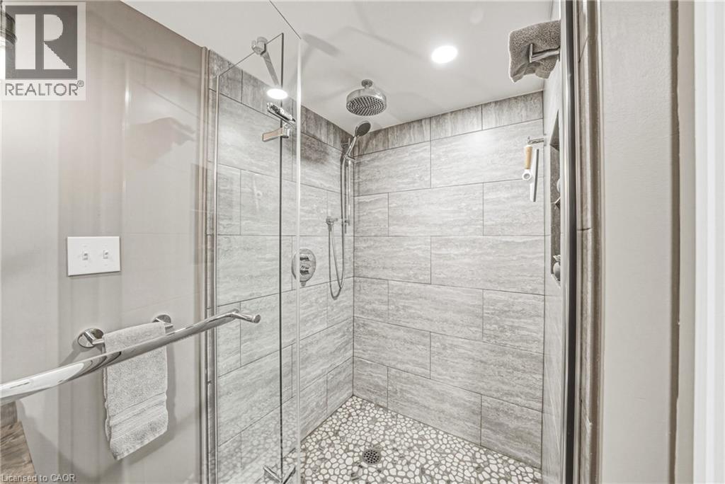 55 Vancamp Avenue, Kitchener, Ontario  N2M 1J1 - Photo 29 - 40824886