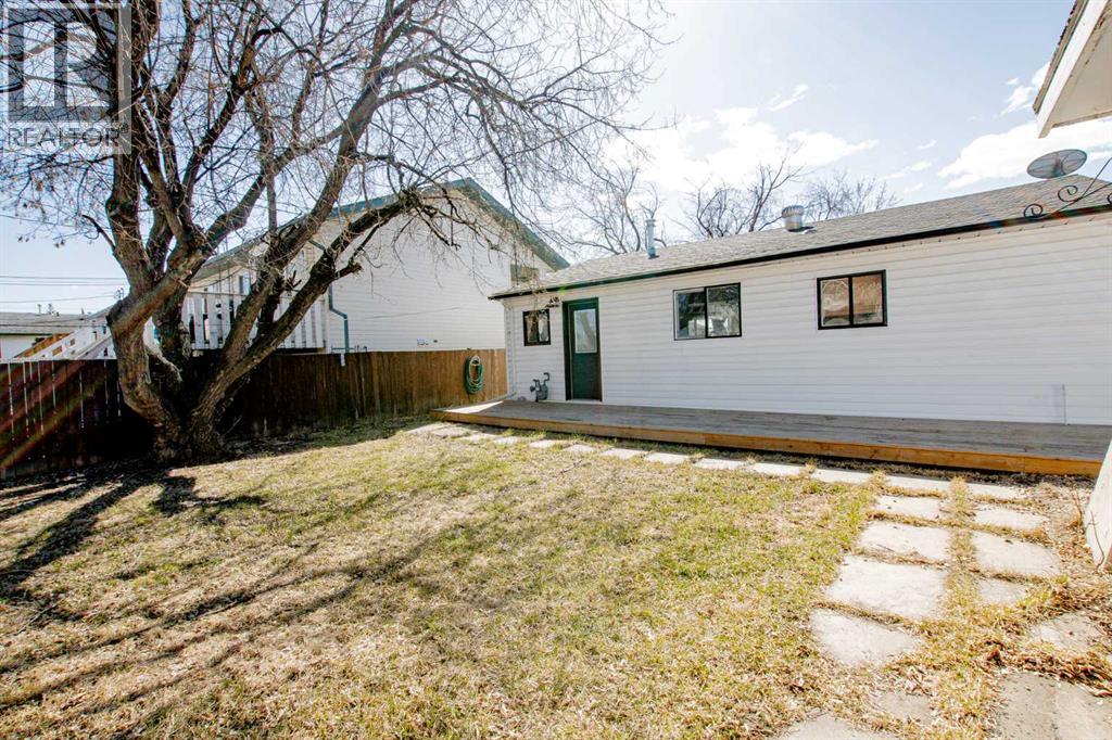 10518 102 Avenue, Grande Prairie, Alberta  T8V 1A4 - Photo 18 - A2298235