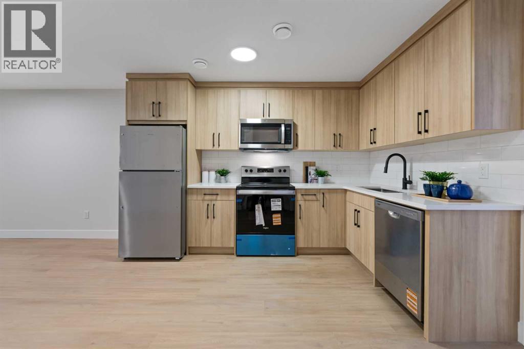 7929 47 Avenue NW, Calgary, Alberta  T3B 1Z3 - Photo 41 - A2244040