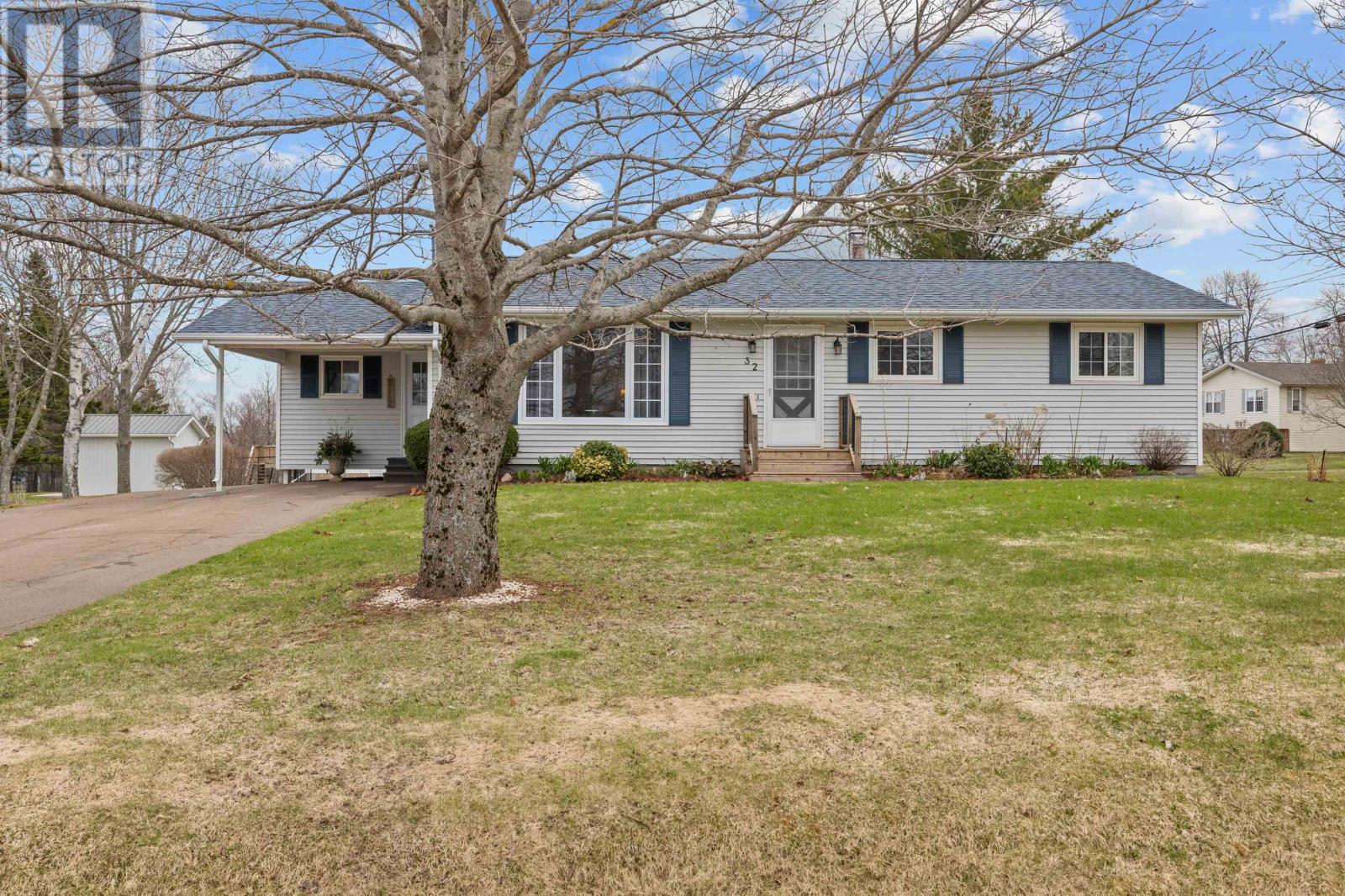 32 Eliot Drive, Cornwall, Prince Edward Island