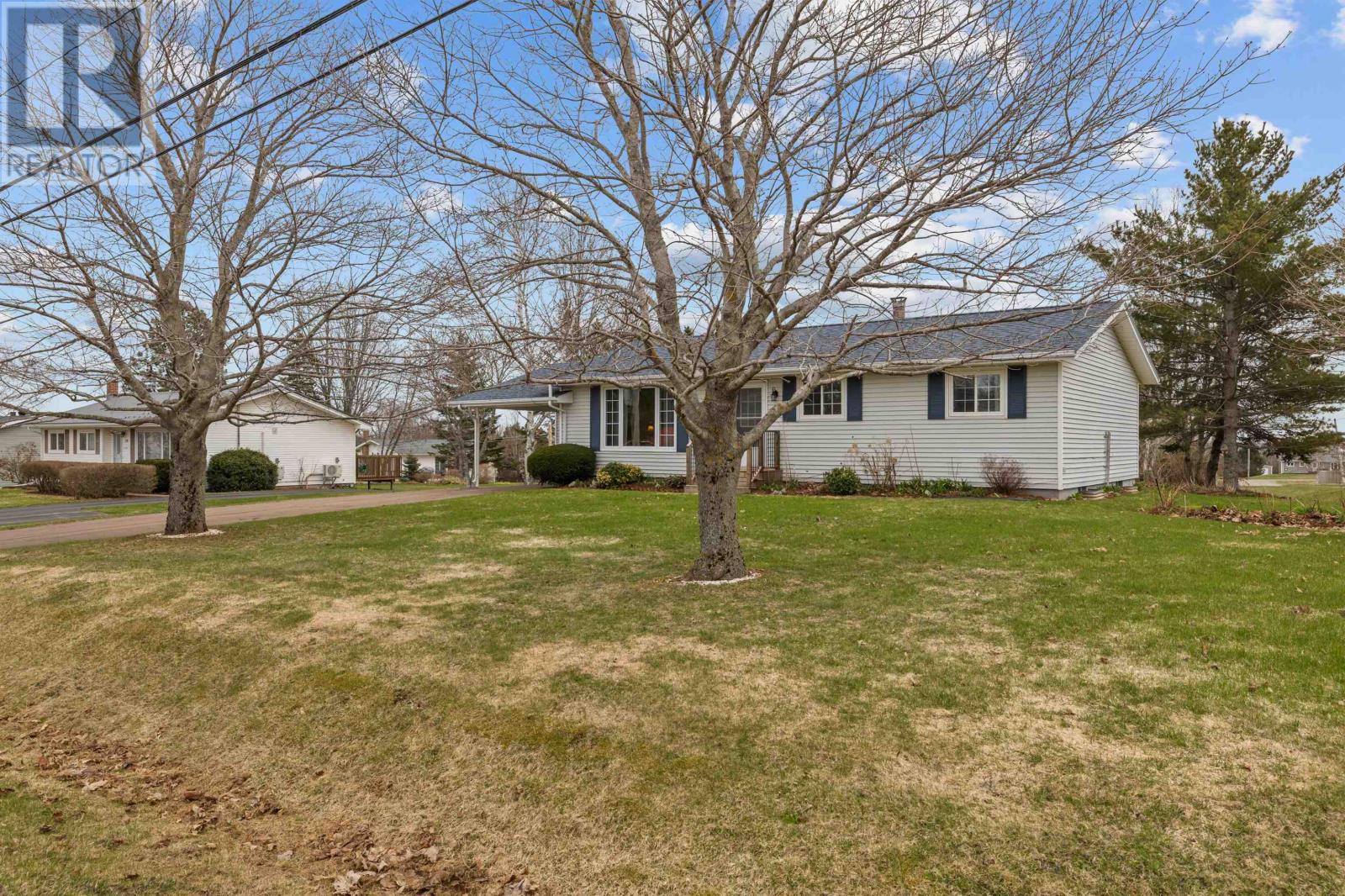 32 Eliot Drive, Cornwall, Prince Edward Island  C0A 1H0 - Photo 37 - 202609336