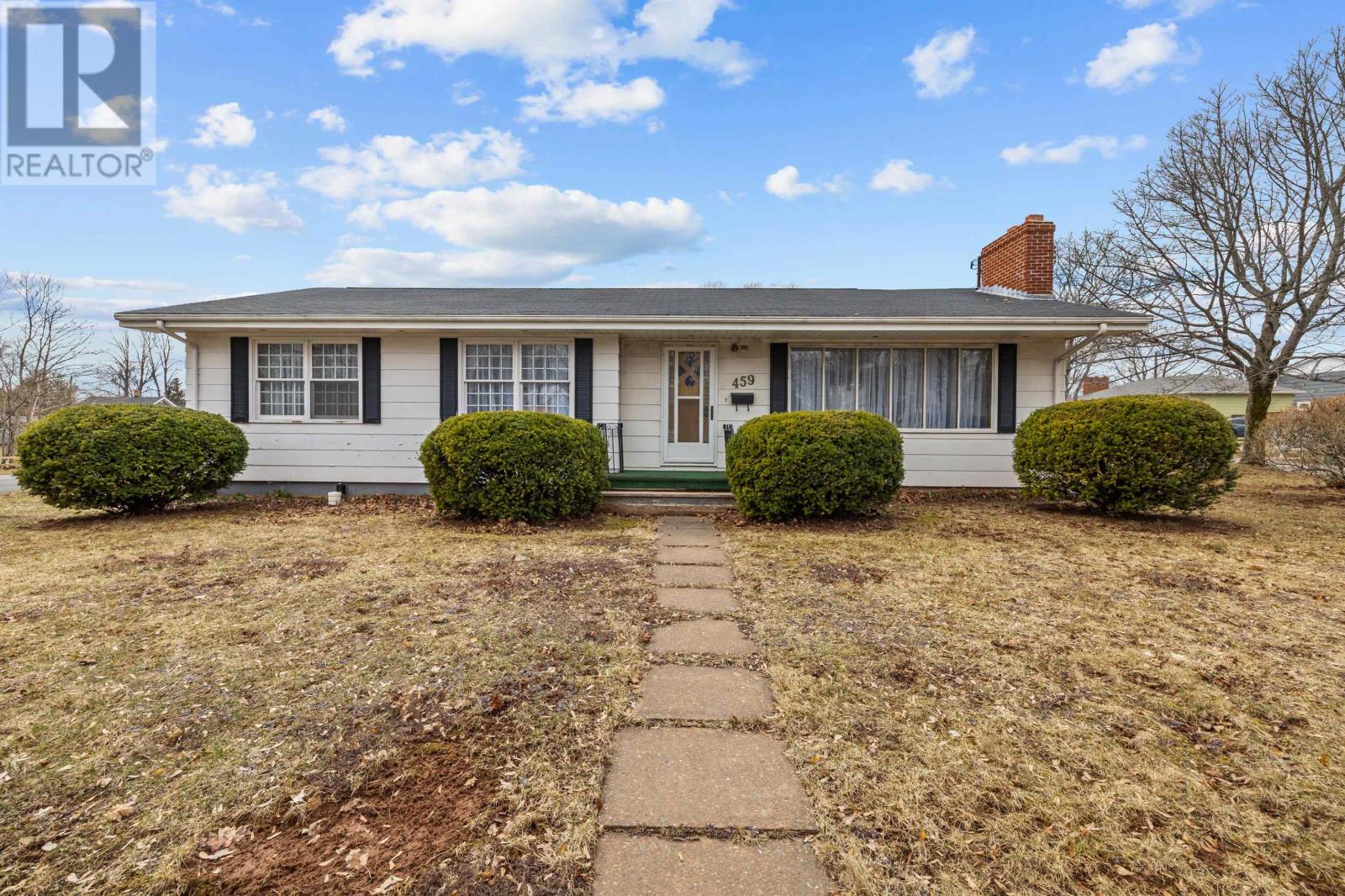 459 Queen Street, Charlottetown, Prince Edward Island  C1A 4G4 - Photo 3 - 202609342