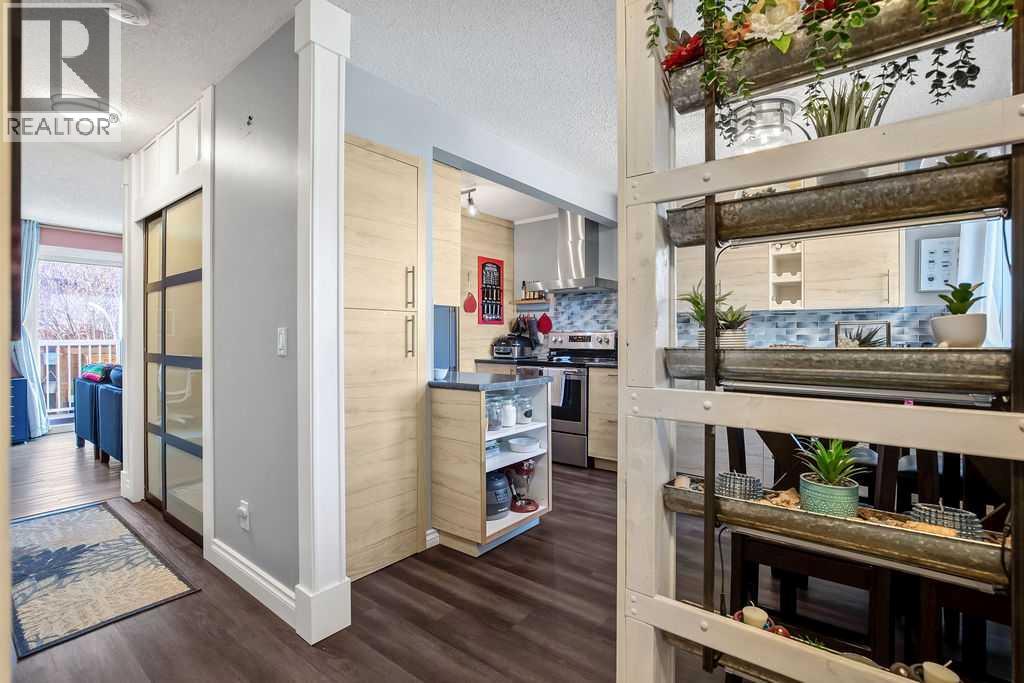 4, 51 Big Hill Way SE, Airdrie, Alberta  T4A 1M7 - Photo 3 - A2286365