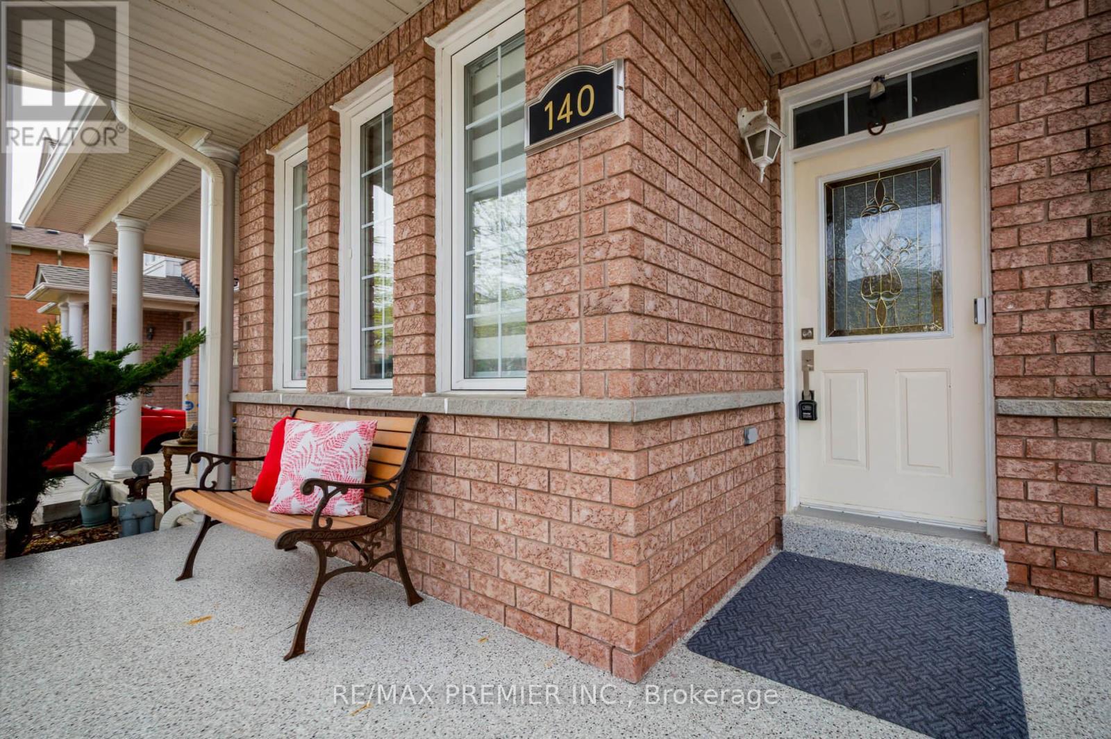 140 Dolce Crescent, Vaughan, Ontario  L4H 3C7 - Photo 5 - N13068984
