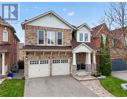 45 KEN BISHOP WAY, Newmarket, Ontario