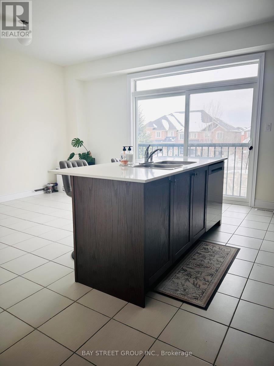 255 Tennant Circle, Vaughan, Ontario  L4H 5L3 - Photo 24 - N13069142