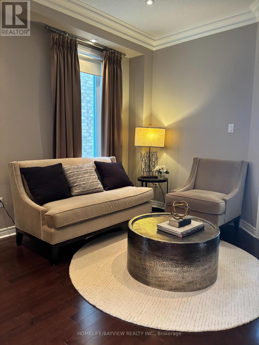 40 Silverado Hills Drive, Markham, Ontario  L6C 0H1 - Photo 7 - N13069272