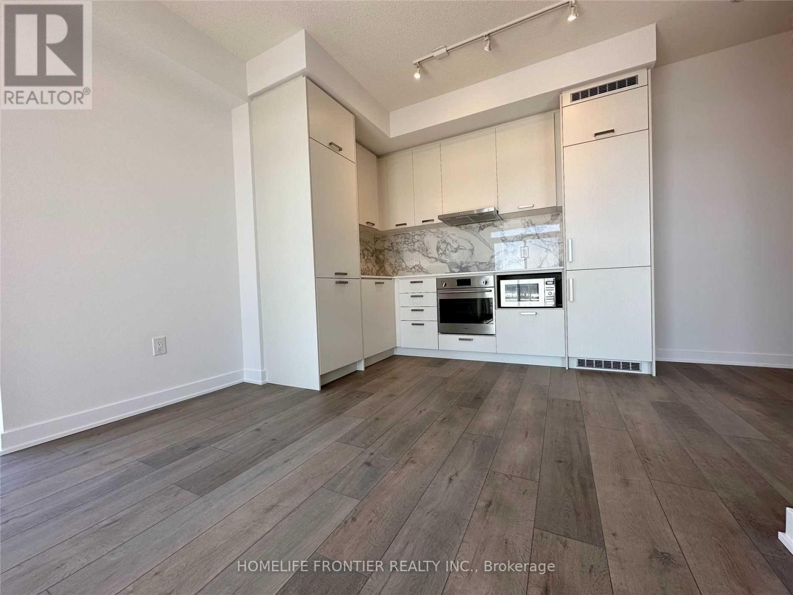 605 - 38 Honeycrisp Crescent, Vaughan, Ontario  L4K 5Z8 - Photo 10 - N13069302