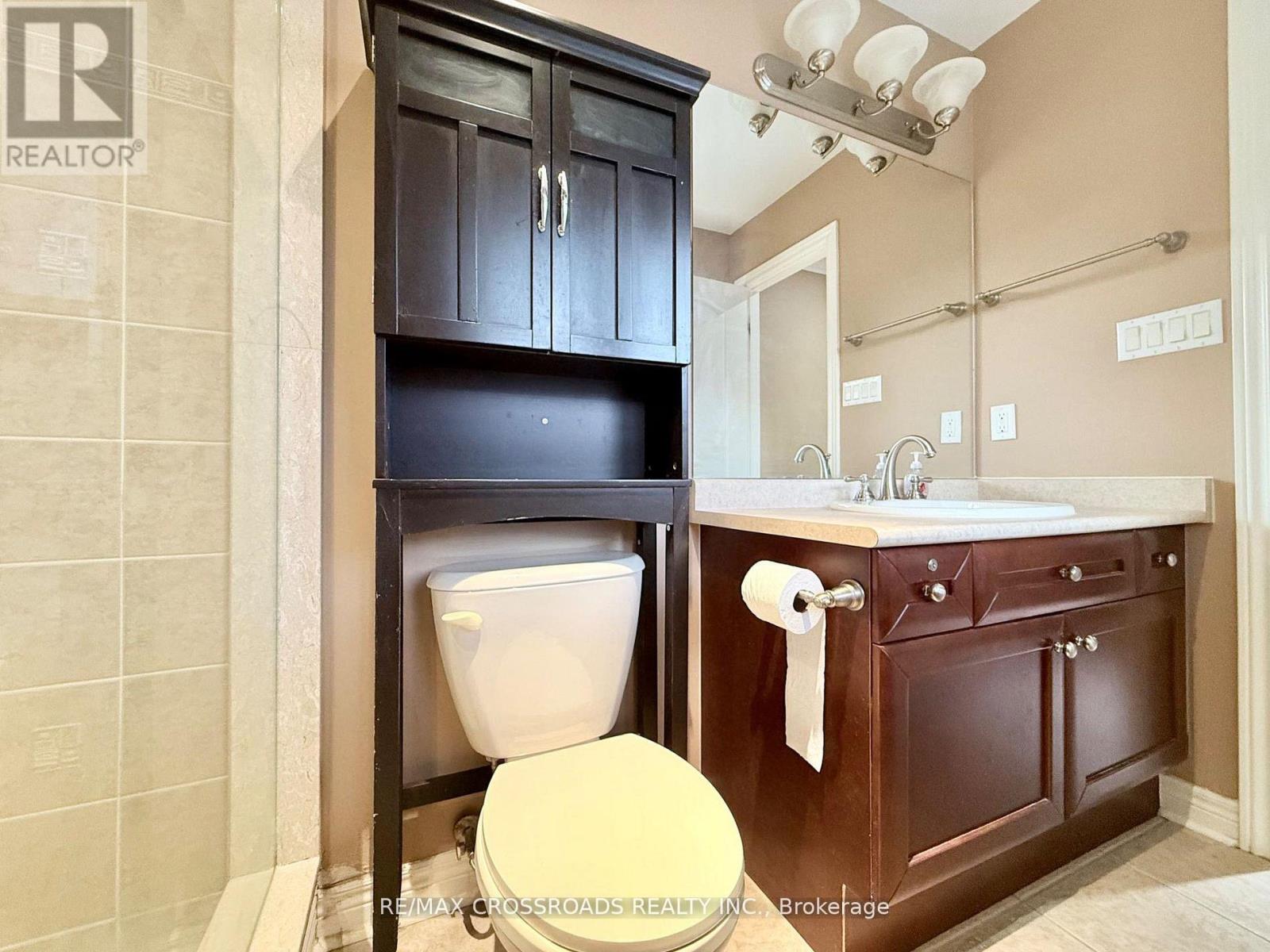158 Gail Parks Crescent, Newmarket, Ontario  L3X 3C1 - Photo 13 - N13069406
