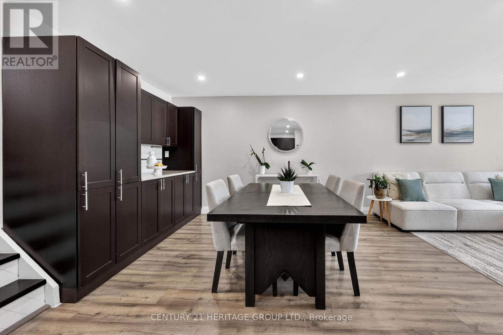 27 Longview Drive, Bradford West Gwillimbury, Ontario  L3Z 2H4 - Photo 4 - N13069438