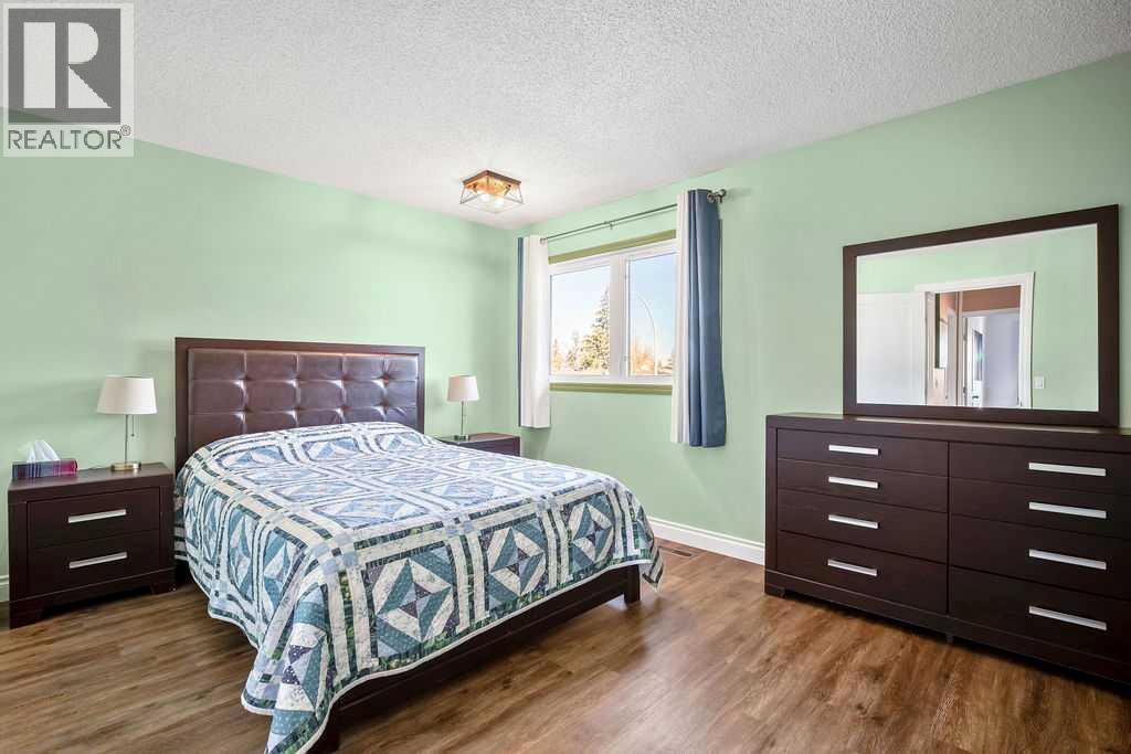 4, 51 Big Hill Way SE, Airdrie, Alberta  T4A 1M7 - Photo 13 - A2286365