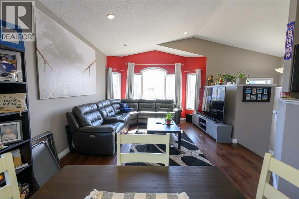 11514 75 Avenue, Grande Prairie, Alberta  T8W 0J4 - Photo 3 - A2306901