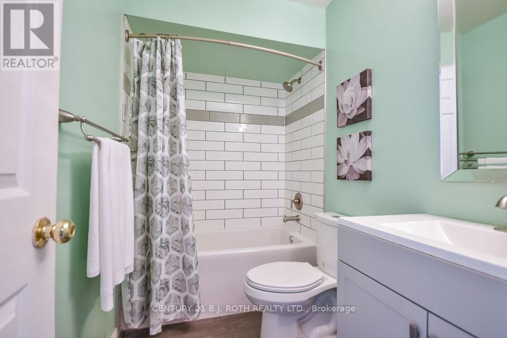 35 Hawthorne Crescent, Barrie (Ardagh), Ontario  L4N 9Y7 - Photo 17 - S13069112