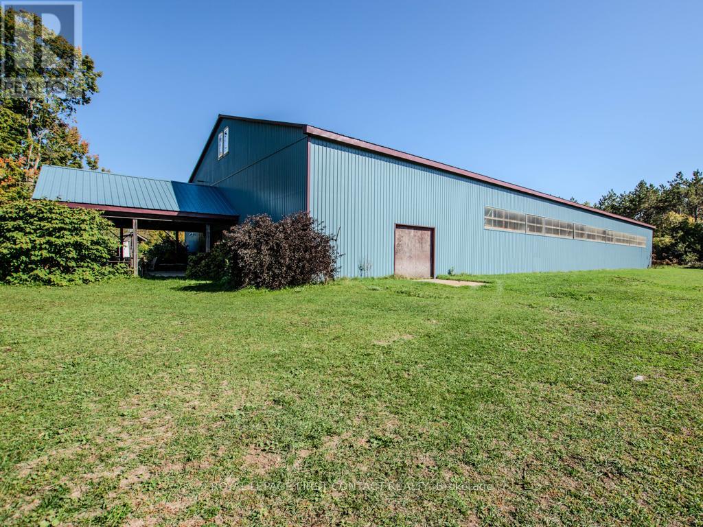 2041 Flos 4 Road W, Springwater, Ontario  L0L 2K0 - Photo 28 - S13069148