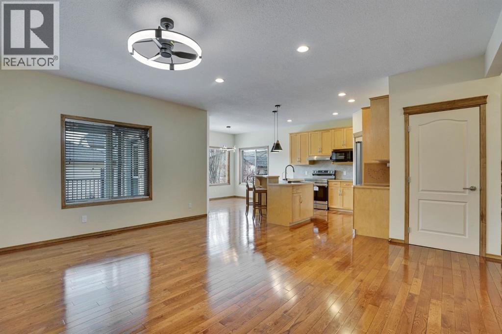 43 Elgin View SE, Calgary, Alberta  T2Z 4Z6 - Photo 7 - A2304846