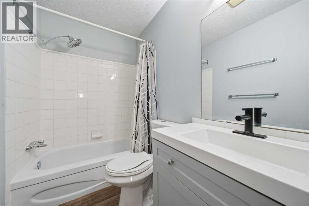 306, 2200 Woodview Drive Sw, Calgary, Alberta  T2W 3N6 - Photo 13 - A2306365