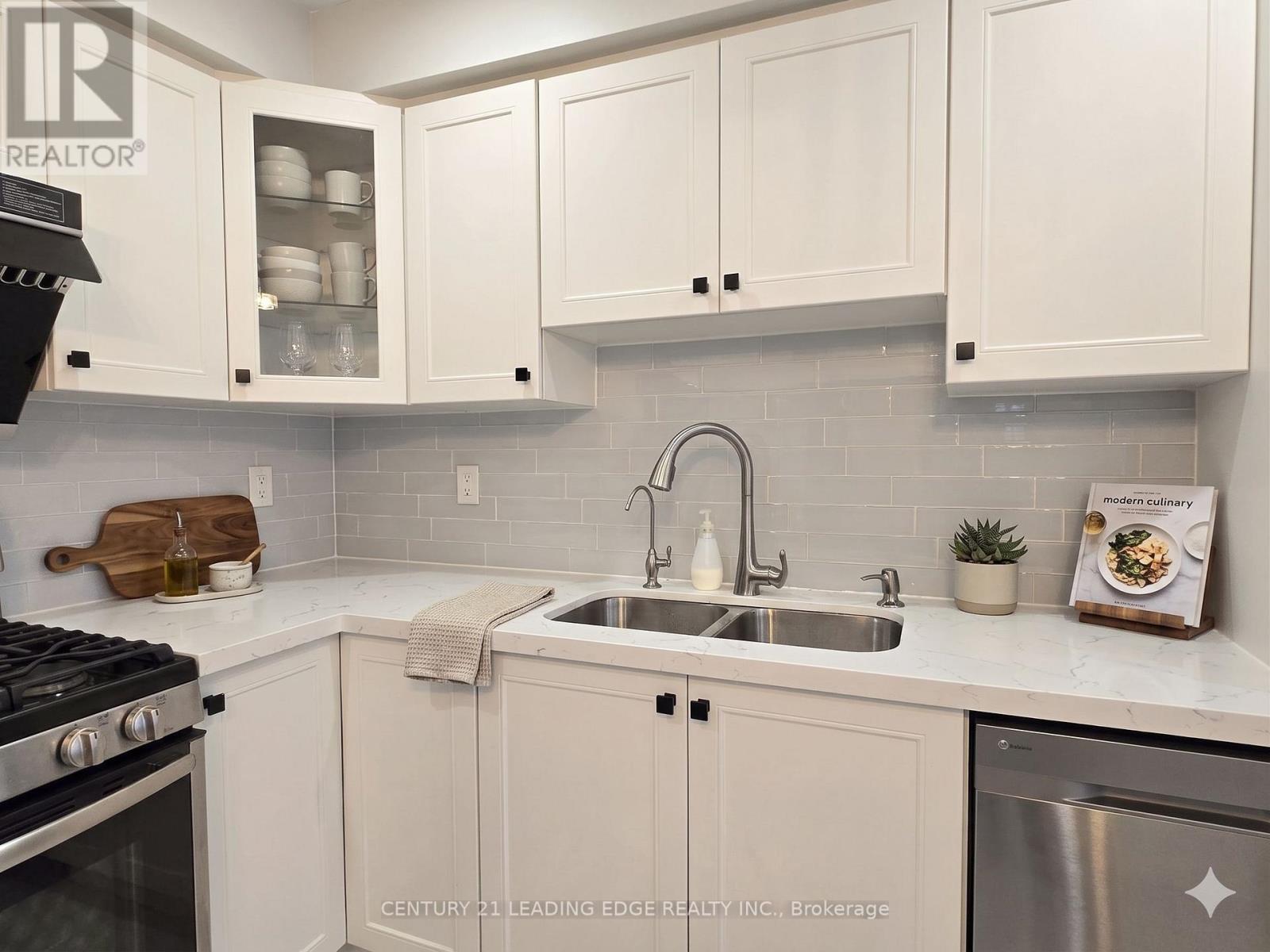 24 Guinevere Road, Markham, Ontario  L3S 4S9 - Photo 10 - N12926546