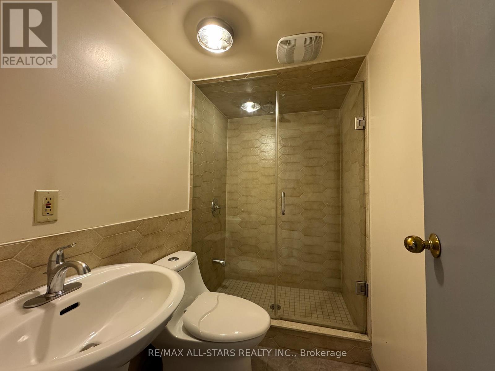 11 - 25 Heritage Road, Markham, Ontario  L3P 1M3 - Photo 21 - N12736154